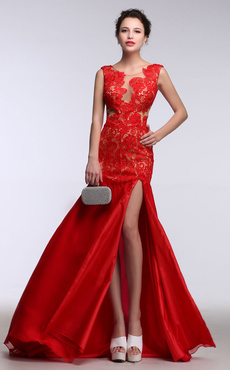 vestiti con spacco inguinale