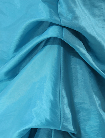 ショートプロムドレス　アクアグリーン　ストラップレス　ルーシュ　ボールガウン　膝丈　タフタ　パーティードレス　