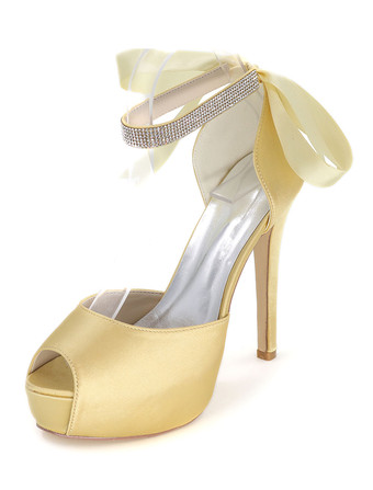 ゴールド ピープ　ウェディングシューズ　2025　プラットフォームサンダル　レディースハイヒール　アンクルストラップ　ラインストーン　サテン　ブライダルシューズ