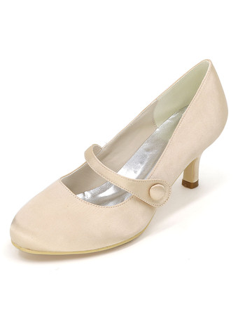 シャンパンカラーヴィンテージ　ウェディングシューズ　ホワイト　メリージェーンヒール　ボタン　ラウンドトゥ　ブライドシューズ