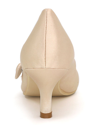 ヴィンテージ　ウェディングシューズ　ホワイト　メリージェーンヒール　ボタン　ラウンドトゥ　ブライドシューズ