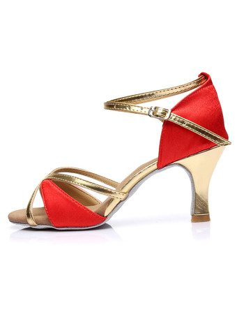 女性ダンスシューズ　ラテンダンスシューズ　美脚　疲れにくい　社交ダンスシューズ　滑り防止　ゴブレット　ピープトゥ　