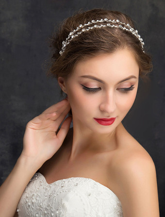 ウェディング　ヘアアクセサリー　髪飾り　頭飾り　ヘッドピース　ヘッドドレス　ラインストーン　シルバー　合金　