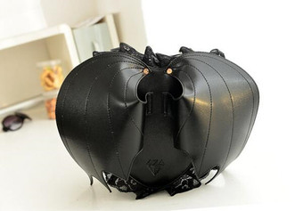 ロリィタバッグ　ブラック　ゴシック　フェイクレザー　アクセサリー　金属飾り　動物柄　