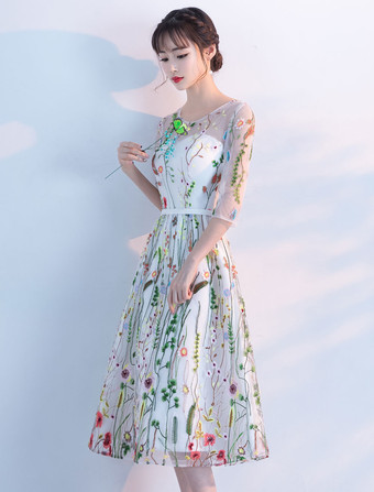 パーティードレス　アイボリー　Aライン　ラウンドネック　ひざ下　五分袖　レース　ファスナー　