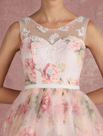 パーティードレス　ライトピンク　Aライン　ノースリーブ　スクープネック　レースアップ　トレーン付き　