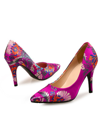 ローズレッド女性のハイヒールサテンローズの指先の花のプリントスリップポンプ