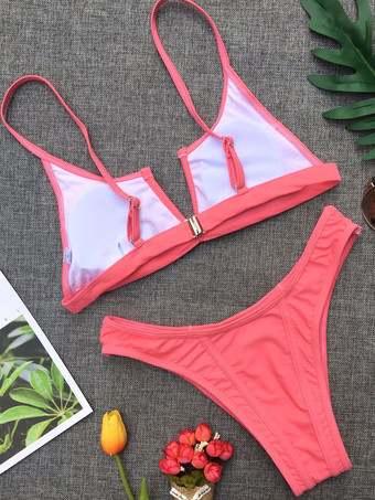 セクシー　三角ビキニ　ビーチ水着　ノッチ　レディース水着　2025