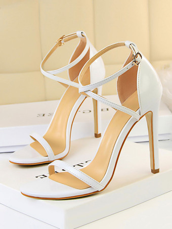 ホワイト ハイヒールサンダル　2025　ヌード　オープントゥ　クリスクロス　スティレットヒール　レディースサンダルシューズ
