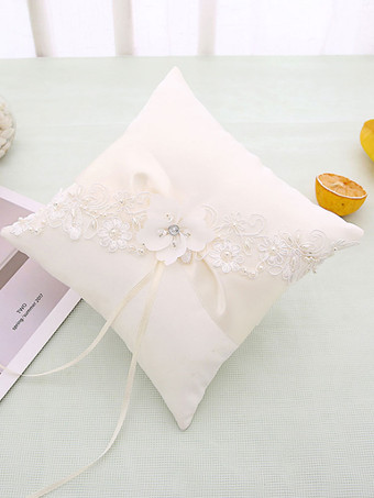 Almohada blanca del portador del anillo Almohada moldeada de la boda del cordón de la cinta
