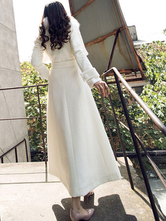 フルレングスのフレアウールコート ホワイトフェイクファーカラー クラシックラペル ベルト付き スリムAライン 冬用マキシコート 2025