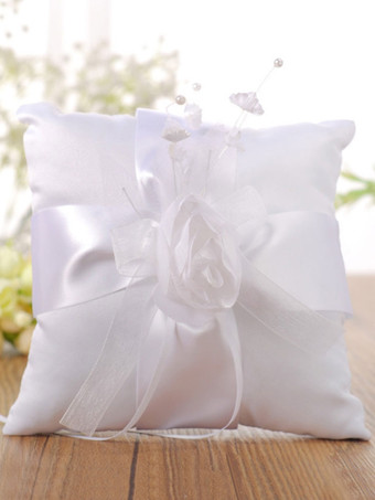 リングベアピロー白い花リボン結婚式の枕