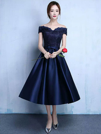 ミディアムドレス　ダズリンブルー　Aライン　ひざ下　オフショルダー　半袖　