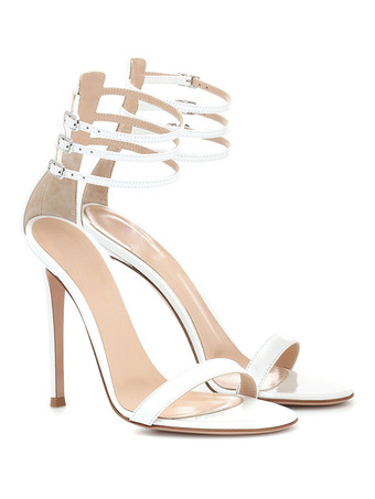 ホワイト ブラックドレスサンダルハイヒール　2025　パーティーシューズレディース　オープントウ　アンクルストラップサンダルシューズ