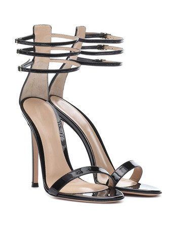 ブラックドレスサンダルハイヒール　2025　パーティーシューズレディース　オープントウ　アンクルストラップサンダルシューズ