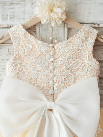 Robe fille de fleur ivoire en tulle col rond en dentelle boutonné sur dos avec noeud robe cortège enfant