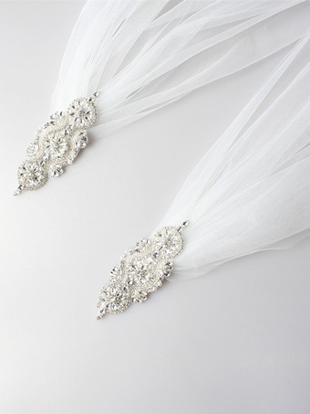 Voiles de mariage un niveau clouté bord coupé voiles de mariée classiques