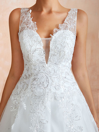 Robe de mariée trapèze blanche en tulle col V dos transparent à traîne robe de mariage