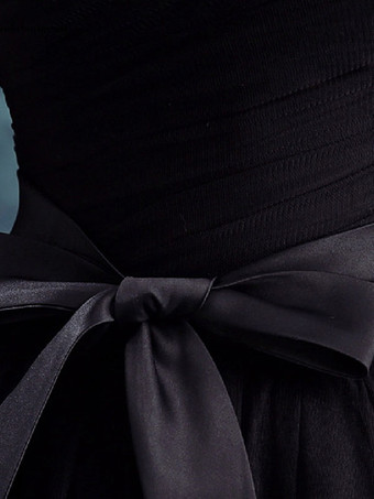 ゴシックウェディングドレスチュールプリンセスシルエット半袖ナチュラルウエストプリーツフロアレングスブライダルドレス