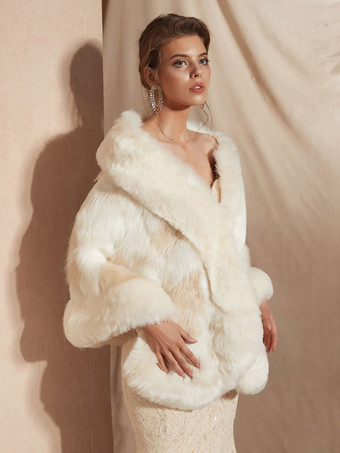 ウェディングラップ ホワイト フェイクファー ブライダル 冬 暖かい カバーアップ 2025