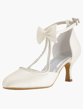 ホワイト　ウェディングシューズ　2026　サテン　ポインテッドトゥ　リボン　ブライダルシューズ　ヴィンテージ　ウェディングシューズ
