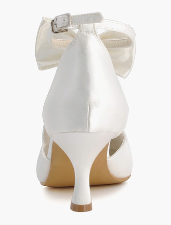 ホワイト　ウェディングシューズ　2026　サテン　ポインテッドトゥ　リボン　ブライダルシューズ　ヴィンテージ　ウェディングシューズ