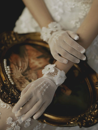 Gants de mariage Accessoires courts Tulle Fleurs Gants de mariée