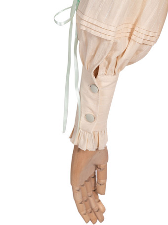 Süße Lolita Blusen Rüschen Schnüren Langarm Bluse Aprikose Lolita Shirt Portrait Hals Lolita Top