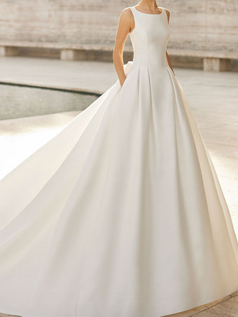 トレインホルターノースリーブボタンサテン生地の花嫁のドレスとヴィンテージのウェディングドレス