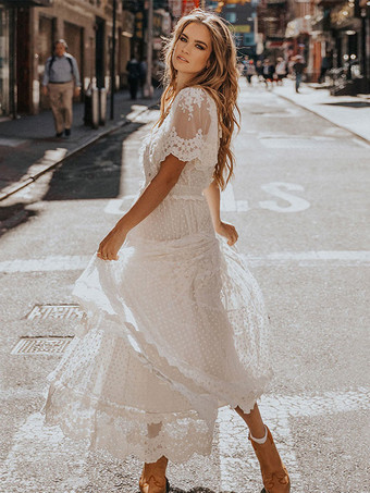 ホワイトマキシドレス 半袖 レースアップリケ Vネック フロア丈ドレス