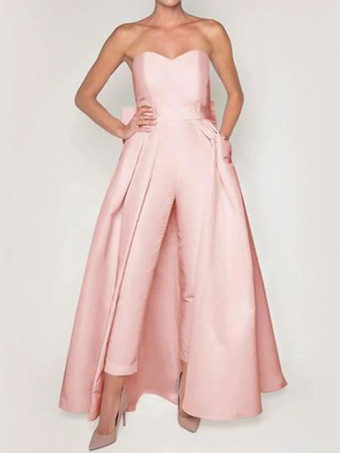 イブニングドレスA ラインストラップレスノースリーブジッパー弓サテン生地レッドフォーマルドレス結婚式のゲストドレス