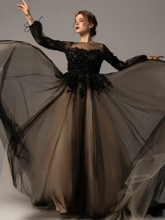 黒のウェディングドレス A ライン ジュエル ネック 長袖 チュール レース トレーン ブライダル ドレス無料カスタマイズ