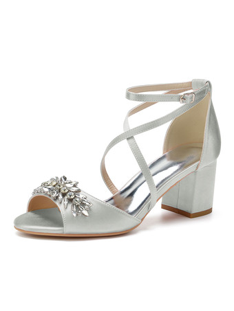 シルバー レディースヒールパピーヒールサテンオープントゥストラップ調節可能なアンクルストラップヒールサンダル