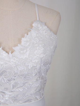 ショートウェディングドレス サテン Aライン 短いブライダルドレス ミモレ丈 アイボリー ノースリーブ Vネック 前撮り 結婚写真　フォトウェディング ミニドレス ウェディングドレス