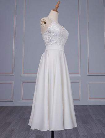 ショートウェディングドレス サテン Aライン 短いブライダルドレス ミモレ丈 アイボリー ノースリーブ Vネック 前撮り 結婚写真　フォトウェディング ミニドレス ウェディングドレス