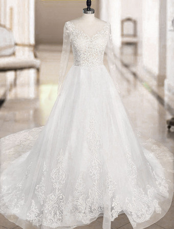 アイボリーウェディングドレス　2025　Aライン　vネック　長袖　レースアップリケ　チュール　ブライダルガウンチャペルトレーン付き