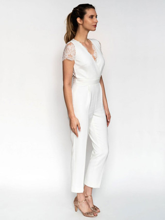 シンプルなレースのジャンプスーツのウェディングドレス