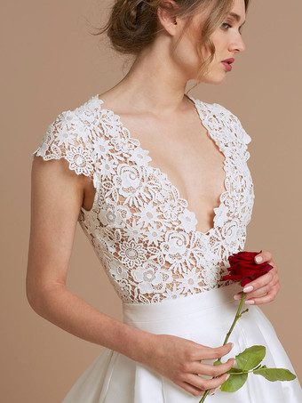 Vestido de novia Intage con cuello en V  manga corta  cintura natural  encaje con tren  encaje  vestidos tradicionales para novia