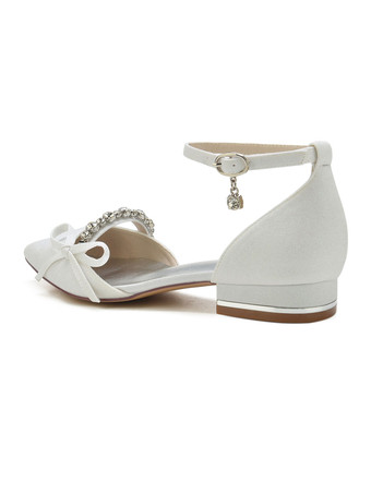 女性のブライダルシューズ弓スパンコール布先のとがったつま先フラットブライダルシューズ