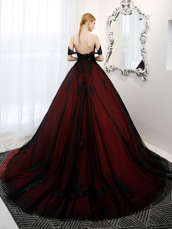 Black Wedding Dresses Princess Silhouette Sleeveless Lace Bridal Gown With Train Free Customization