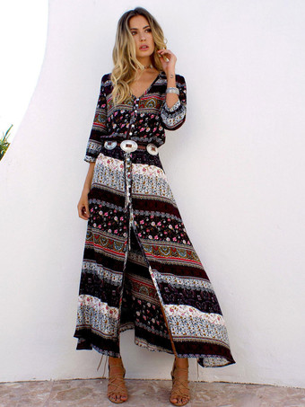 ブラウン 2025年夏にぴったりの、Vネックと七分袖のマキシ丈ボヘミアンプリントドレス