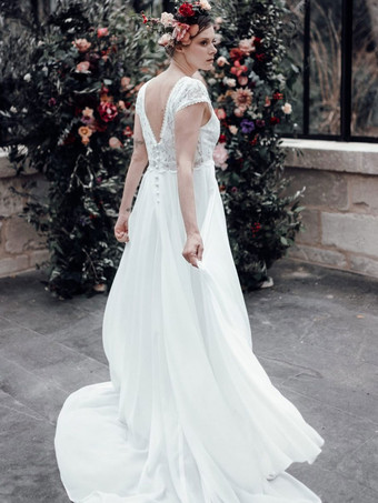 アイボリー ボヘミアン ウェディングドレス レース Aライン バックレス 半袖 Vネック ブライダルドレス トレーン付き 無料カスタマイズ