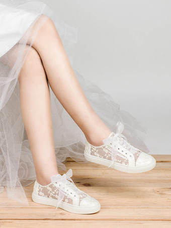 女性のブライダル スニーカー シューズ シルクとサテンのラウンド トゥ フラット シューズ