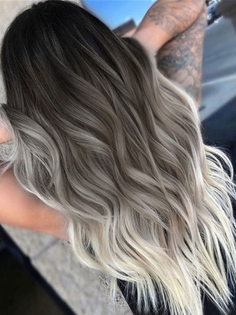 女性ロングウィッグライトグレーカーリー耐熱繊維カジュアルレイヤード合成ウィッグ