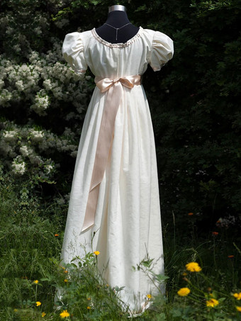 ホワイトレトロエンパイアウエストドレスブリッジトン衣装