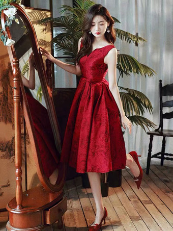 カクテルドレス美しいAラインティーレングスジュエルネックポケット付き