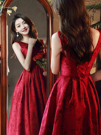 カクテルドレス美しいAラインティーレングスジュエルネックポケット付き