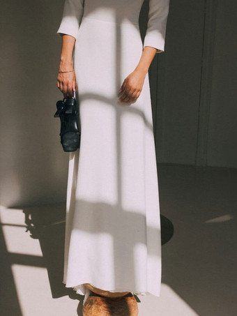 ヴィンテージ ウェディングドレス ジュエルネック 七分袖 ポリエステル トレーン ボタン付き 伝統的なドレス 花嫁のための 無料のカスタマイズ