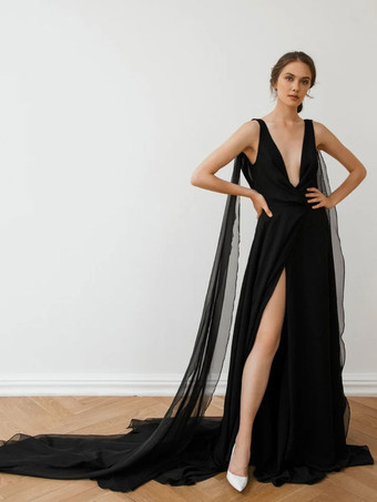 黒のウェディングドレスA ラインノースリーブスプリットフロントトレーンブライダルガウン無料カスタマイズ