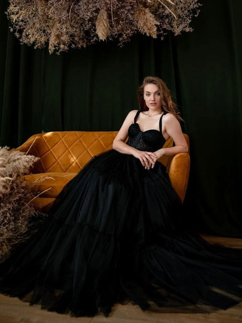 黒のウェディングドレスレース A ライン ノースリーブ トレーンブライダルガウン無料カスタマイズ